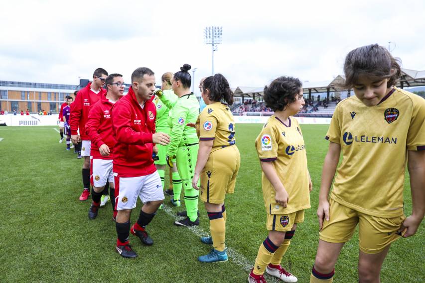 Las mejores imágenes del Levante UD EDI Femenino en el cierre de LaLiga Genuine en Bilbao