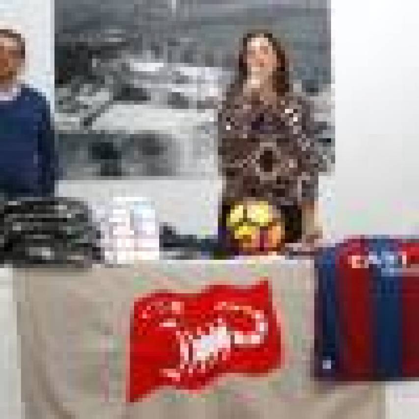 Todos los premiados del  IITorneo de Golf en el Club Escorpión los tienes aquí