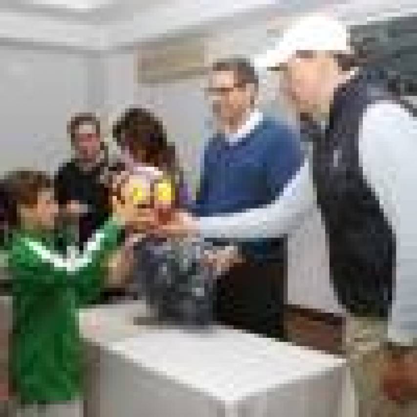 Todos los premiados del  IITorneo de Golf en el Club Escorpión los tienes aquí