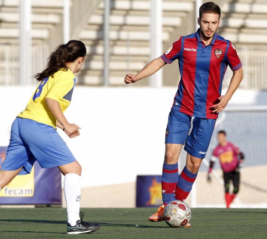 Las mejores imágenes del tercer puesto de Levante UD EDI B en Albacete