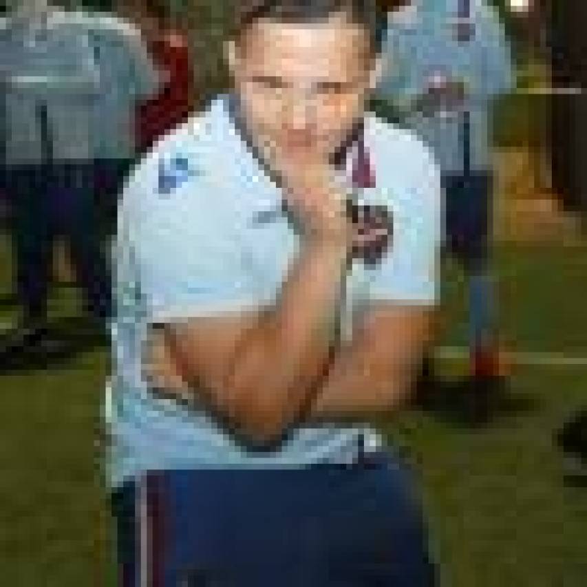 Pablo Andújar y Javier Martínez disfrutan de un entrenamiento muy especial con Levante UD EDI