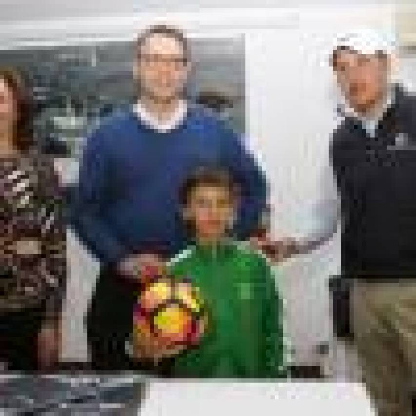 Todos los premiados del  IITorneo de Golf en el Club Escorpión los tienes aquí