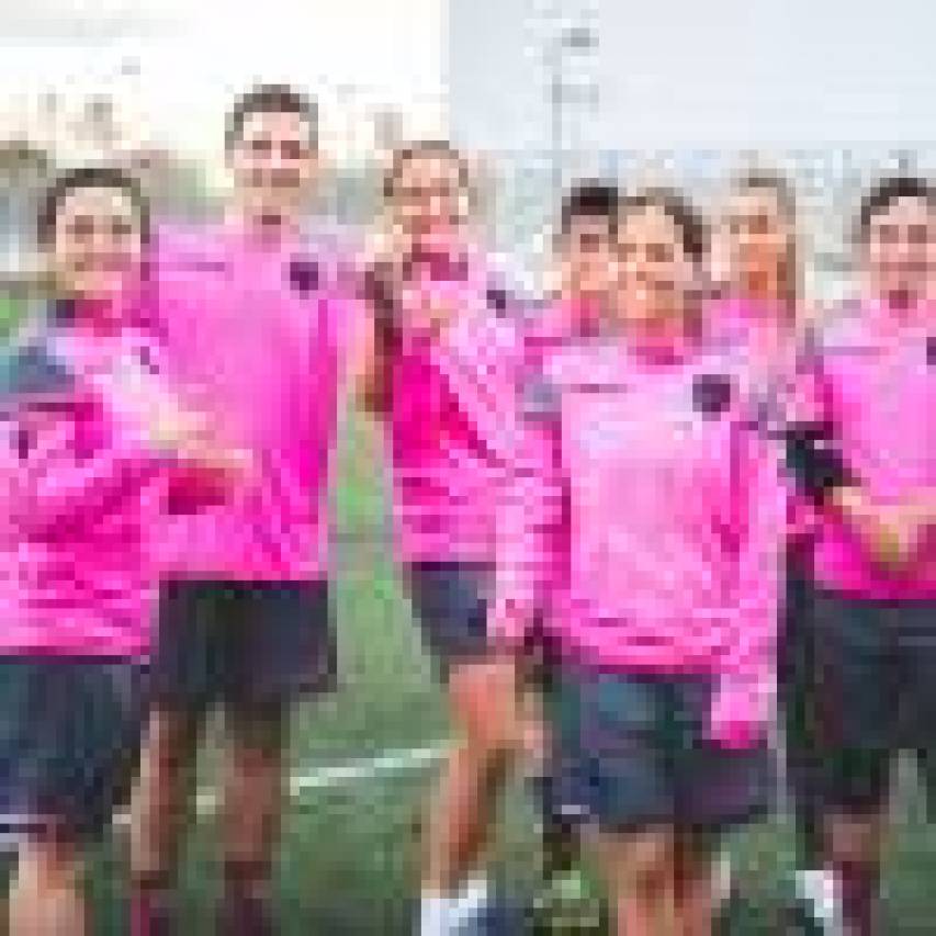 Las mejores imágenes del entrenamiento del Levante UD EDI junto a Levante UD Femenino 