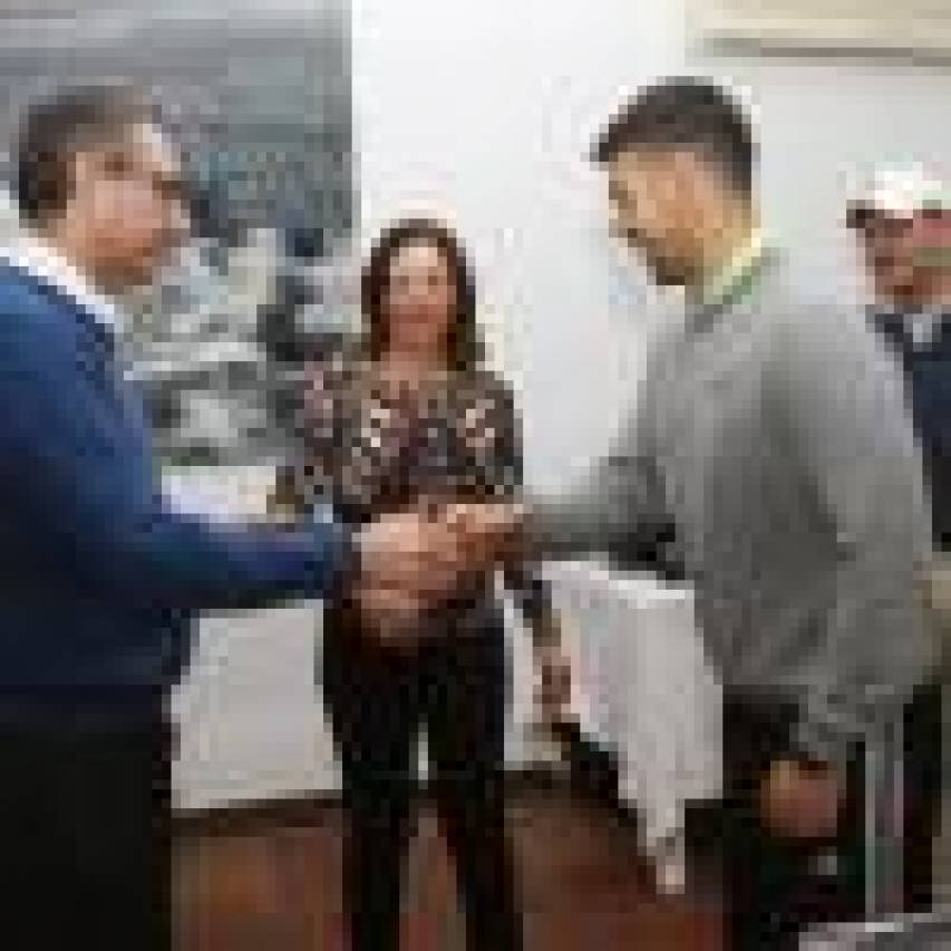 Todos los premiados del  IITorneo de Golf en el Club Escorpión los tienes aquí