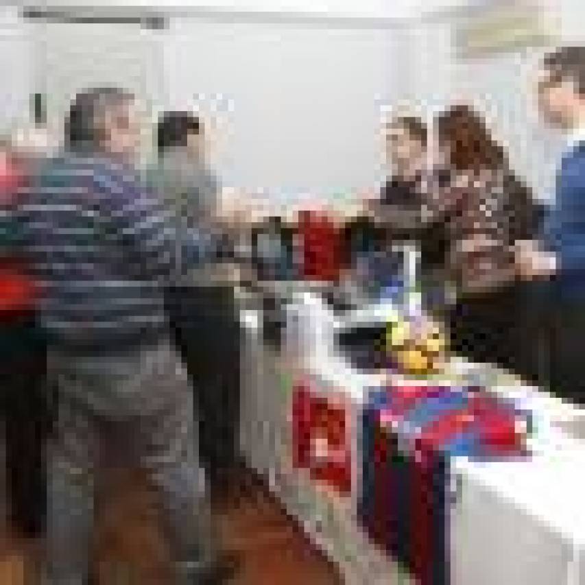 Todos los premiados del  IITorneo de Golf en el Club Escorpión los tienes aquí