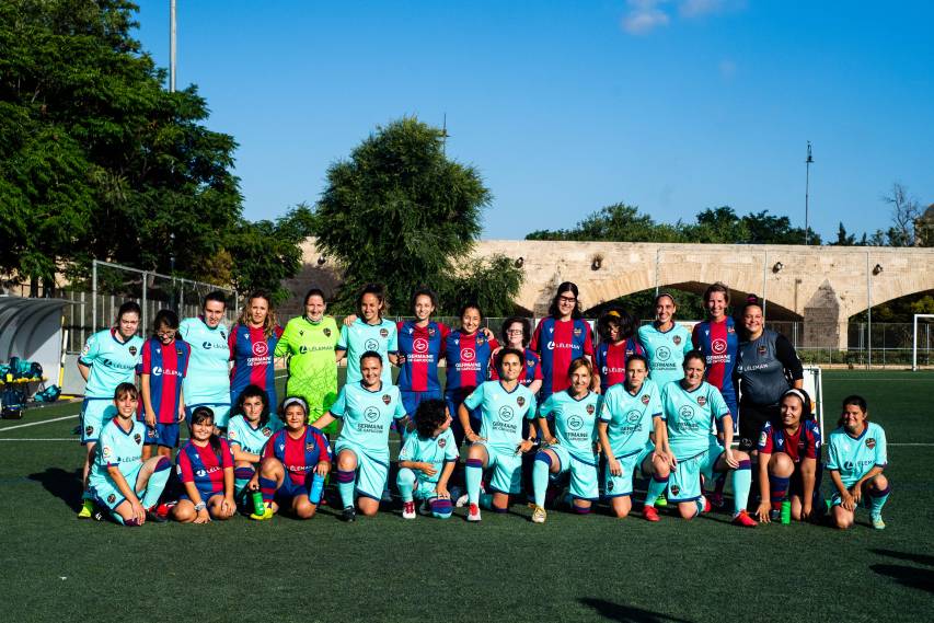 Galeria: les millors imatges de l¡exhibició per la inclusió i la igualtat per la València Cup Girls