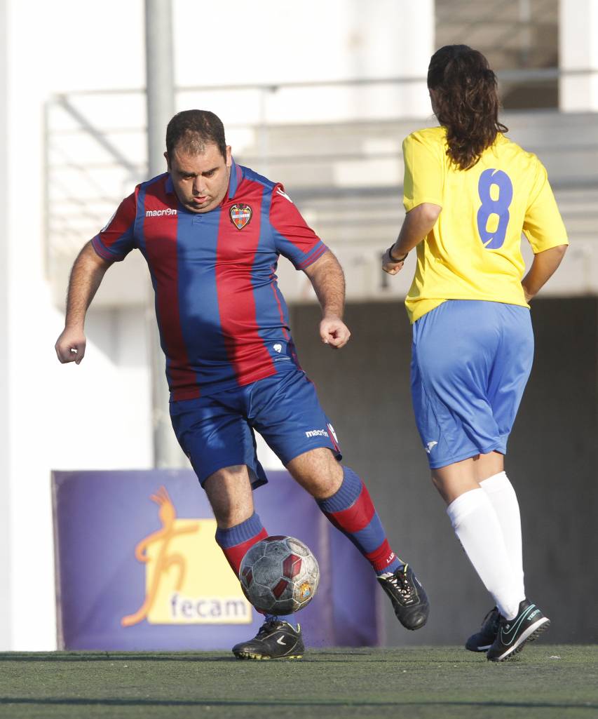 Las mejores imágenes del tercer puesto de Levante UD EDI B en Albacete